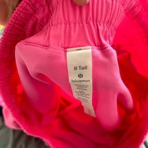 Lululemon High Rise Hotty Hot Short